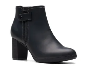 Clarks Bayla Glow boots, black